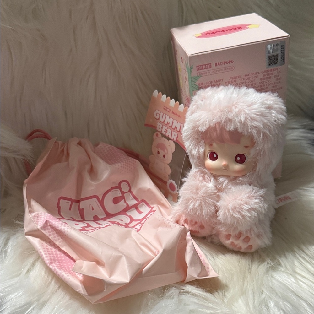 HACI PUPU Gummy Bear plush  peach scented collectible